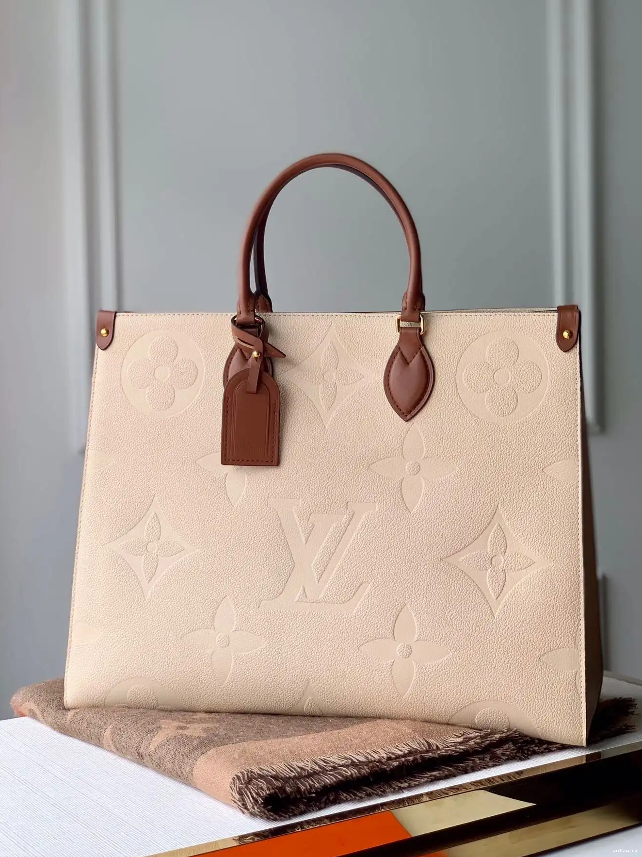 WIS VUITTON LOUIS CABAS GM ONTHEGO 0421
